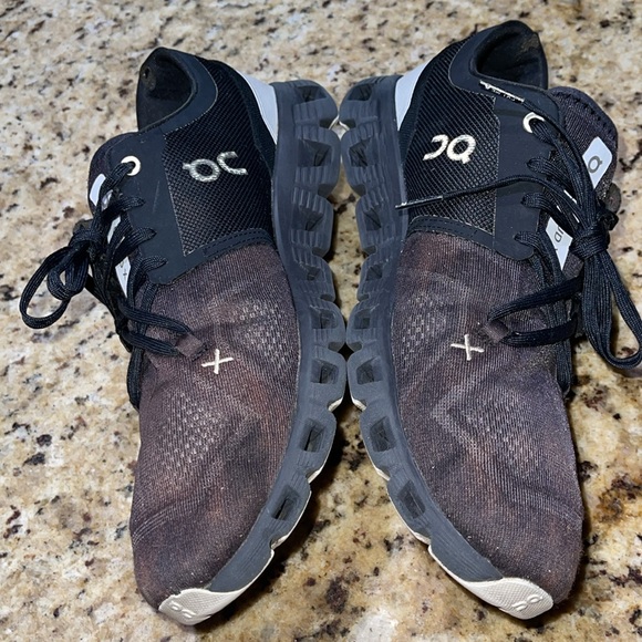 On Cloud Running - Picture 3 of 9